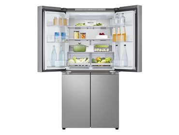 The LG Slim French Door Fridge offers the brand’s sleek flat door fridge in a space-efficient design