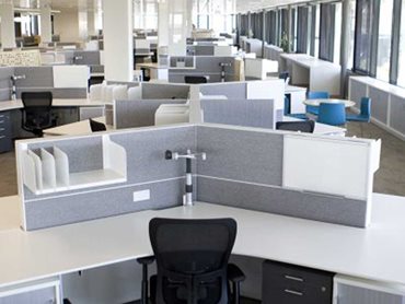 The Sydney Water office features custom joinery, custom seating, System 100 120° workstation screens, Carmen tables and toilet partitions from Maxton Fox