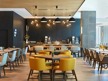 Holiday Inn Express Restaurant - the hotel features a wide range of Mondolux products across all areas