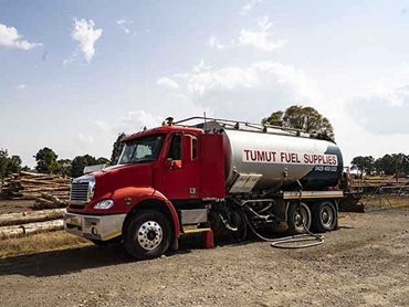 Jared from Tumut Fuel Supplies did not leave his post for the duration of the emergency.