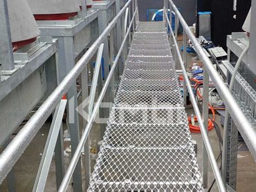 KOMBI modular access system was brought to site in loose components and assembled in situ around the HVAC plant