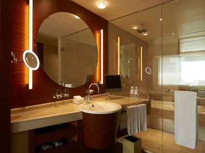 PUDA Hotel Bathrooms