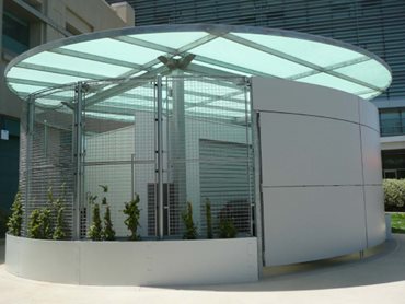 Polycarbonate panels in a canopy application