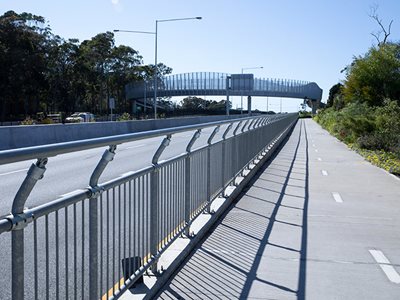 Bikesafe Bikeway Barriers Highway