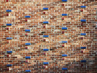 Glazed bricks from the PGH Vibrant range introduce light and shadow, pattern and colour