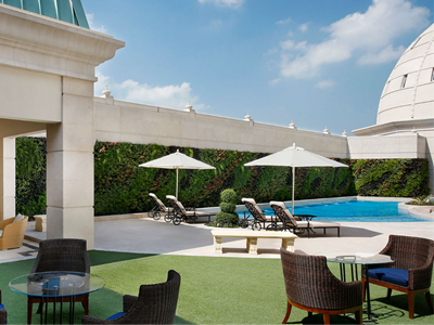 St Regis Dubai Hotel The Roof Gardens