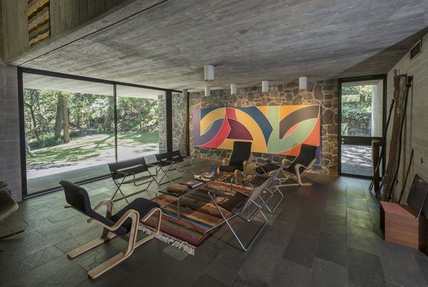 Harry and Penelope Seidler House interior