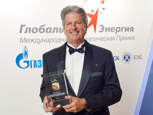 Australian solar expert awarded Global Energy Prize in Moscow. Image: UNSW

