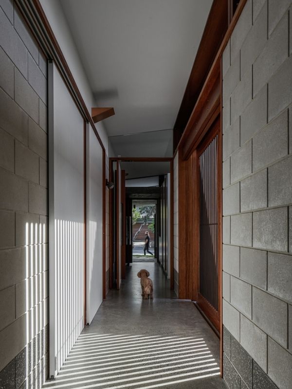 banksia house aphora architecture hallway