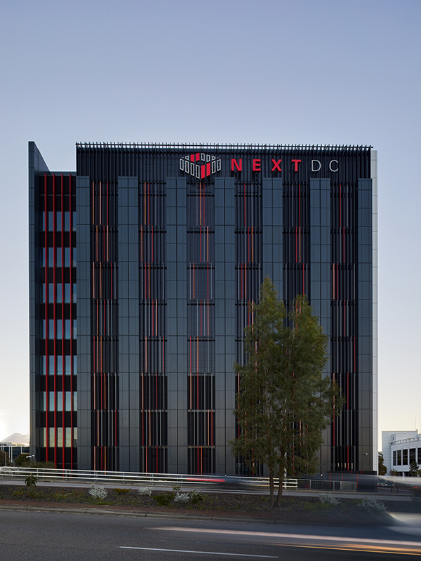 Hames Sharley was selected as a partner, supporting NEXTDC in the successful delivery of Perth’s first Tier IV data centre (P2), just one of the new developments for the data centre operator across the country.