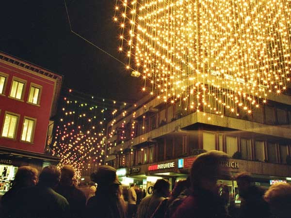 Jakob tensile cables were used to suspend the catenary lighting system for Christmas in Baden, Germany village