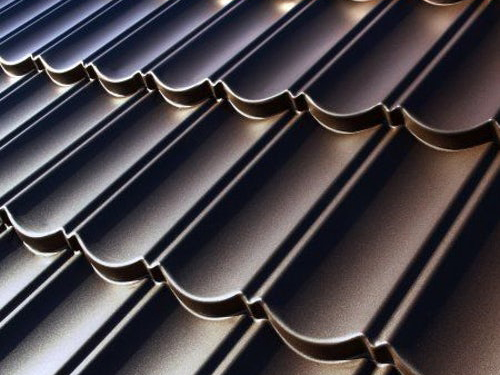 Zircon roof tiles reduce urban heat-island effect. Image: www.roofingsuperstore.co.uk