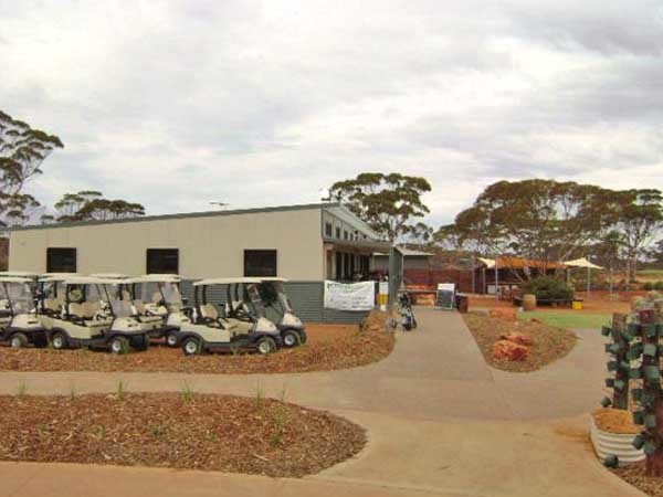The clubhouse at the Kalgoorlie Golf Course
