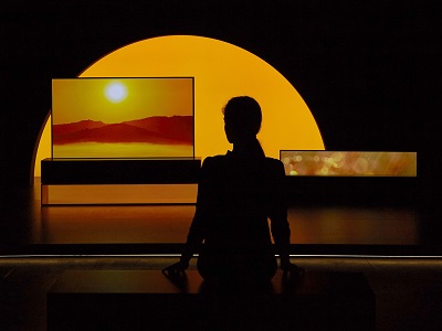 &#39;Redefining Space&rsquo;, the collaborative installation showcasing LG SIGNATURE OLED TV R (model 65R9)&nbsp;
