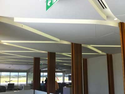 Ultraflex delivered the customised 4.5m leaf shape ceiling panels at the Virgin Lounge Gold Coast