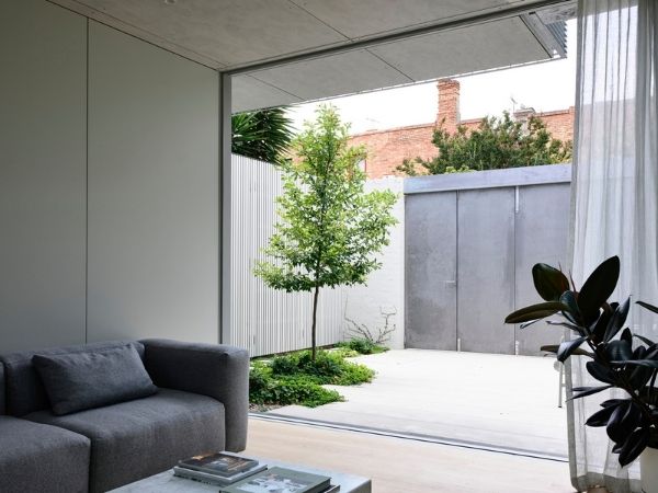 Fitzroy North House 02 Rob Kennon Architects living