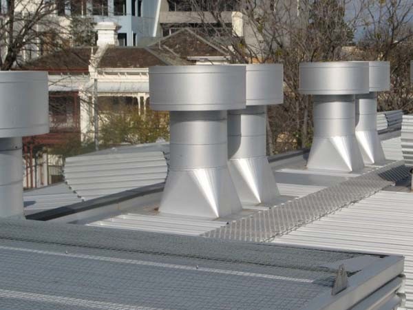 Acculine roof ventilation system

