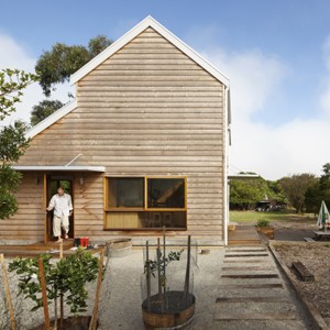 Phillip Island home creates changing spaces with mobile joinery and separated amenities
