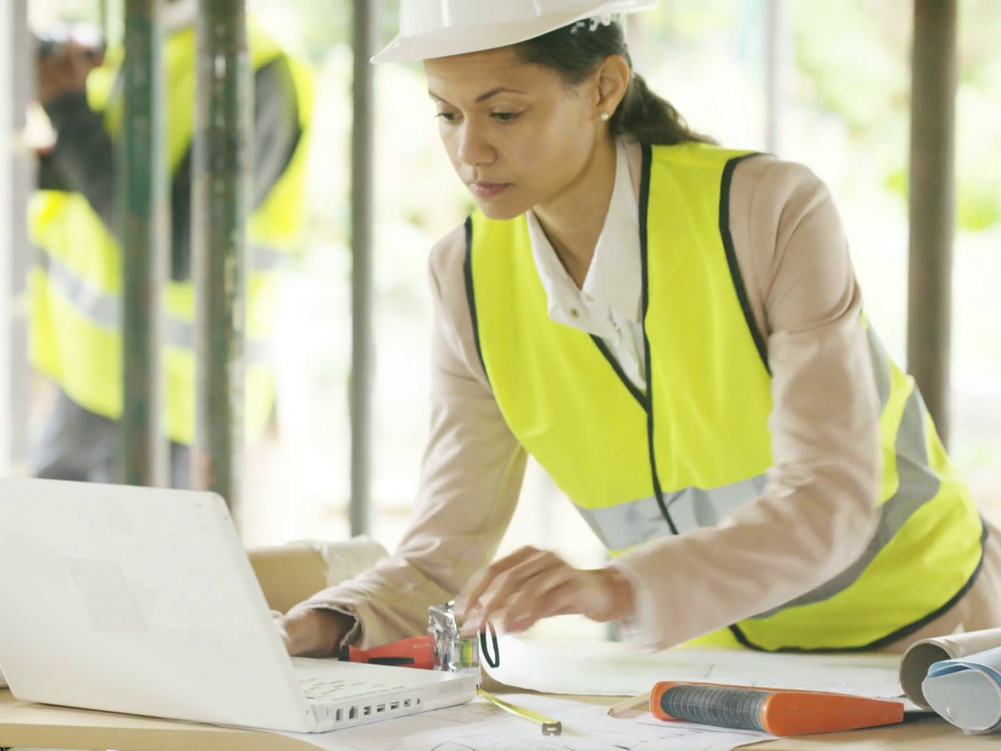 Women represent 31 percent of the total architecture population in Australia; however, their presence is not so widespread among the senior levels, says gender equity advocacy group Parlour in a new report. Image: Video Blocks
